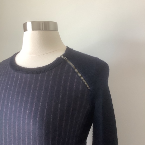 J. Crew Asymmetrical Zip Stripe Navy Sweater XS - Picture 4 of 16
